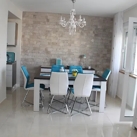 Carmela Apartman Split