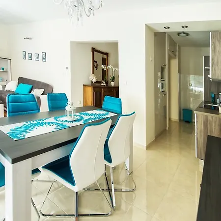 Carmela * سبليت